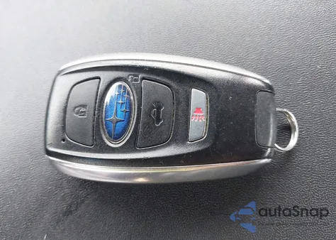 2018 Subaru Legacy 3.6R Limited z USA, uszkodzony, nr VIN 4S3BNEN65J3013525